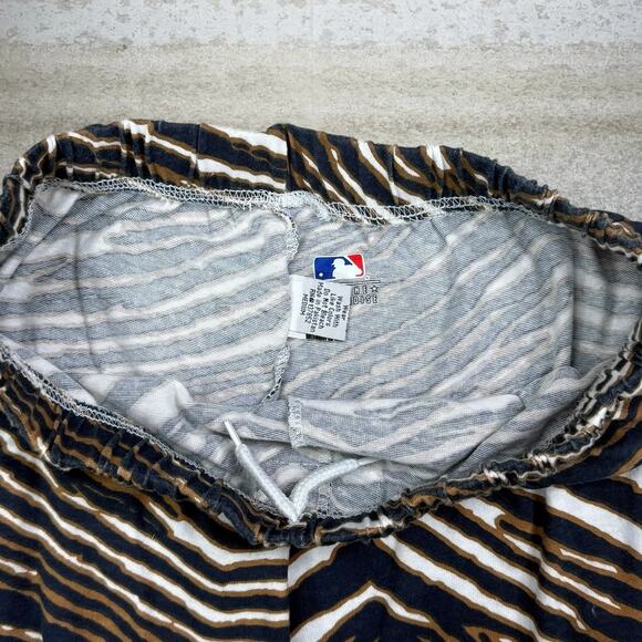 Vintage 90s Zubaz Sweat Shorts Mens M Navy Blue Gold White Milwaukee Brewers - Picture 5 of 5